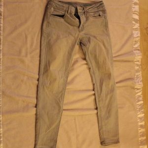 American Eagle light wash jeans
